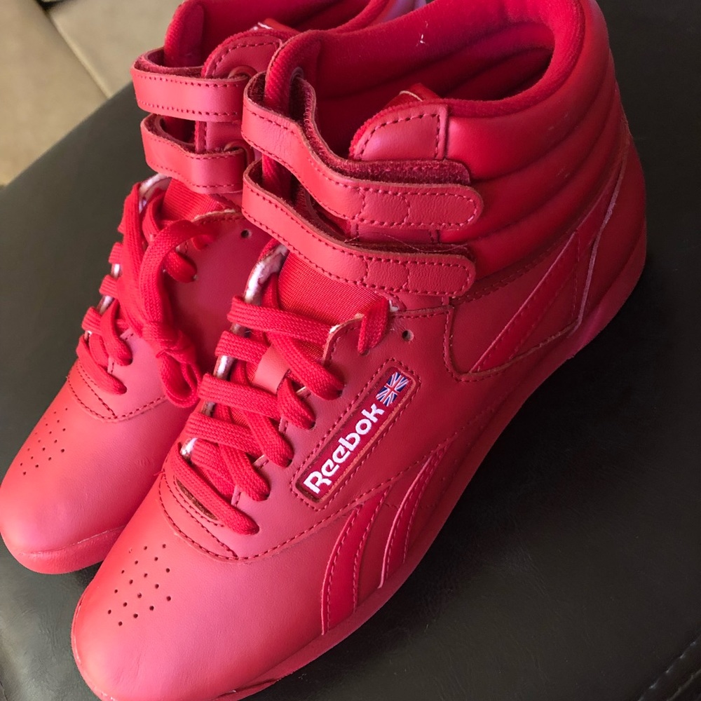 Reebok- women’s high top classics